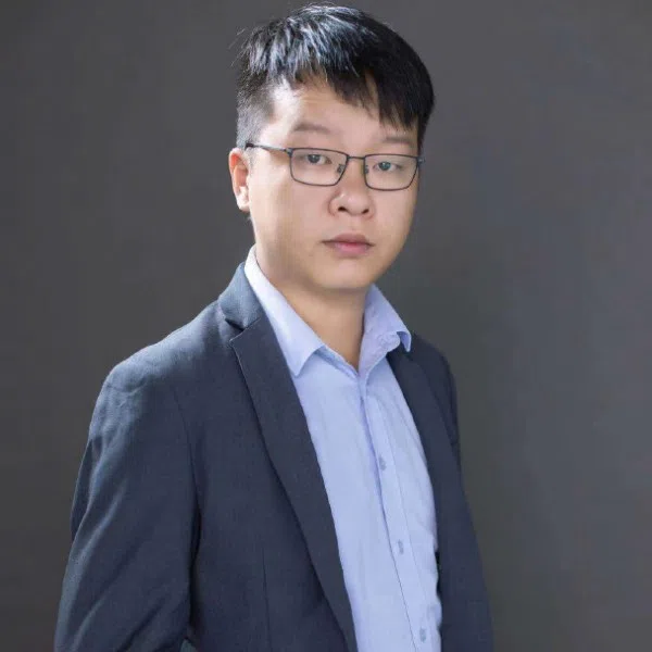 李炫廷