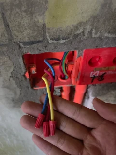 电线分色与回路标识